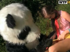 Faciale, De plein air, Jouets