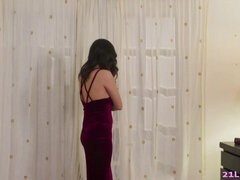 Quarto, Morena, Facesitting, Peludoa, Masturbação, Melharucos naturais, Xoxota, Tatuagem