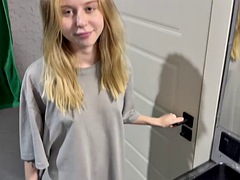 Beleza, Loiroa, Facial, Punheta, Hardcore, Pontos de vista, Russoa, Adolescente