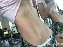 Ванна, Соло, Сиськи