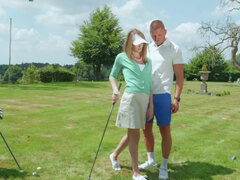 Tussi, Grosse titten, Spiele, Hd, Hausfrau, Ehemann, Milf, Eng