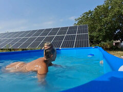 Hot Housewife on Vacation