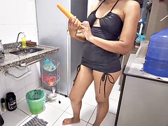 Amaterji, Biseksualci, Dildo, Gej, Latinka, Lezbijke, Koščena, Solo