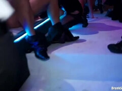 Blond, Cfnm, Gruppe, Hd, Synsvinkel, Strømper, Swingers, Tattovering