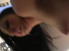 18 let, Velké péro, Brunetka, Stříkání spermatu, Na obličej, Přírodní, Drobounká, Teenka