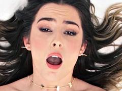 Grosse titten, Blasen, Spermaladung, Aufs gesicht abspritzen, Hardcore, Lehrer, Jungendliche (18+), Titten