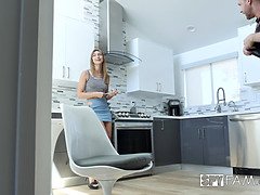 Szőke, Mocskos duma, Fehérnemű, Nézőpont, Durva, Leborotvált, Zuhanyozó, Begyek