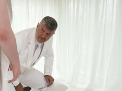 Braunhaarige, Papi, Hundestellung, Füsse, Schwul, Handjob, Hd, Jungendliche (18+)