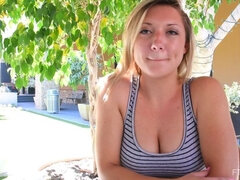 Dichtbij, Extreem, Vingeren, Masturbatie, Orgasme, Openbaar, Alleen, Kousen