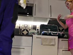 Tette grandi, Sega, Tacchi, Rossa, Sedotta, Uniforme, Video di donne in gonna, Moglie