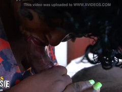 Afrykański, Duży tyłek, Duży kutas, Czarny, Obciąganie, Gruba, Mama, Naturalne cycki