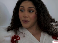 Velike joške, Busty, Facesitting, Hardcore, Poljubljanje, Lezbijke, Orgazem, Mačeha