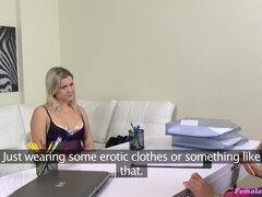 Amador amadora, Fêmea, Masturbação, Lésbica, Lambendo, Escritório, Xoxota