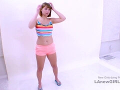 Arousing Girl gets dick too big for her twat in studio