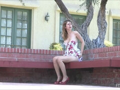 Analno, Dvojna penetracija, Dress, Masaža, Samozadovoljevanje, V javnosti, Solo, Pod krilom