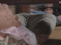 Aasialainen, Ryhmäseksiä polvistuneen naisen kanssa, Käsihoito, Hd, Japanilainen, Vanhempi, Äiti jota haluaisin panna, Tissit