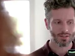 Velké péro, Kuřba, Brunetka, Dávení penisem, Sezeni na obličeji, Hd, Výprask, Pička