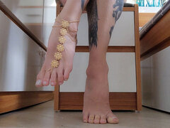 Любители, Фут фетиш, Соло, Тату