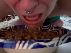 Amatoriale, Bondage sadomaso, Fetish, Cibo, Matura, Punizione, Solo, Legati