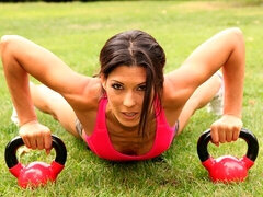 Stor røv, Stor pik, Pik sutte, Brunette, Hundestilling, Naturlige bryster, Teenager, Bryster