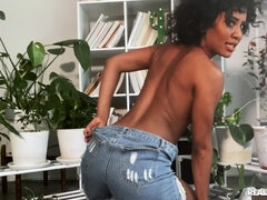 Di colore, Toccando, Nudi, Figa, Rasata, Schizzi, Tette, Giochi