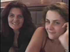 Amatéri, Dcéra, Dospelé, Milf  mčbp, Mamina, Vonku, Pissing, Na verejnosti