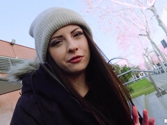 Sindssyg, Italiener, Onani, Naturlige bryster, Pov, Offentlig, Teenager, Bryster