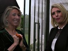 Anaal, Lieveling, Pijpbeurt, Hardcore, Interraciaal, Lesbisch, Rijpe lesbienne, Trio