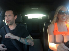 Veľké kozy, Kuřba, Auto, Hlboký orál, Péro, Dospelé, Piercing, Pička