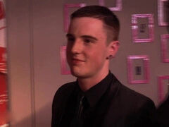 18 χρονον, Πίπα, Πούτσος, Ομοφυλόφιλος, Μαλακία, Ηδ, Όργιο, Έφηβος