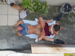 Ázsiai, Cumizás, Gesztenyebarna, Szabadban, Nuni, Iskolás lányka, Vékony, Tini