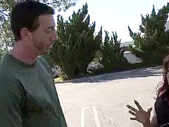 淫乱熟女, 赤毛