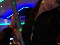 Ντυμένη, Χύσιμο, Σκληρό, Όργιο, Πάρτυ, Pornstars, Σατέν, Υγρό