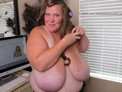 Amador amadora, Mulher linda e grande, Peitos grandes