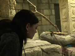 Leie, Bad, Masturbation, Pov, Öffentlich, Abendanzug, Socken, Titten