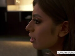 Grosser schwanz, Grosse titten, Braunhaarige, Schwanz, Hardcore, Hd, Lingerie, Natürlichen titten