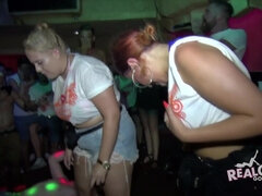 Amatéři, Velké kozy, Prsatá, Hardcore, Přírodní prsa, Venku, Párty, Student