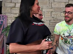 Tetas grandes, Mamada, Corridas faciales, Sexo duro, Maduro, Ducha