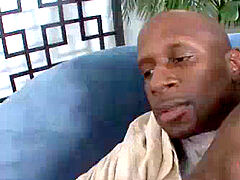 큰 음경, 흑인, 오랄섹스, 사정 샷, 에보니, 목구멍이 막히는, 금기, 청소년