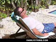 Kuřba, Pár, Orgazmus, Vonku, Drobunké, Bazén, Tabu, Teenka