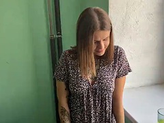 Amatéri, Mačiatko, Kuřba, Oblečené ženy, Creampie, Striekanie semena, Na verejnosti, Teenka