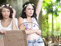 Leie, Arsch, Braunhaarige, Flotter vierer, Latina, Pov, Muschi, Spanner