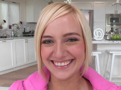 Amatőr, Állásinterju, Szőke, Kebles, Természetes mellek, Gyengéd kefélés, Ribanc