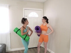 Freeuse yoga fuck with Aviana Violet and her kinky bestie
