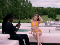 アナル, デカパイ, ブロンド, チン, 異人種間, 淫乱熟女, ハメ撮り, 公共