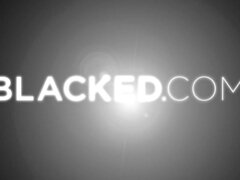 Grosse bite, Noire, Éjaculation interne, Hard, Interracial, Léchez, Chevaucher, Adolescente