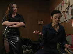 Anal, Rumpe, Bdsm, Fangenskap, Ansikt sittende, Dominerende kvinne, Fingring, Slave