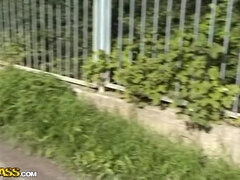 Leie, In den arsch, Braunhaarige, Hardcore, Hd, Masturbation, Im freien, Öffentlich