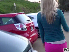 Grosse bite, Sucer une bite, Adolescente