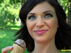 Arsch, Blasen, Braunhaarige, Spermaladung, Behaart, Lecken, Masturbation, Titten